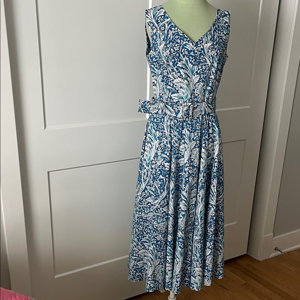 Samantha Sung Blue and White Patterned Midi Dress - Picture 2 of 15